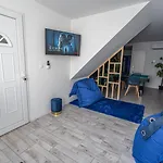 Daire Capsule Ocean 2 Chambres- Billard - Jacuzzi - Netflix