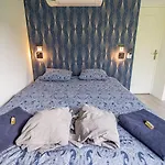 Capsule Ocean 2 Chambres- Billard - Jacuzzi - Netflix