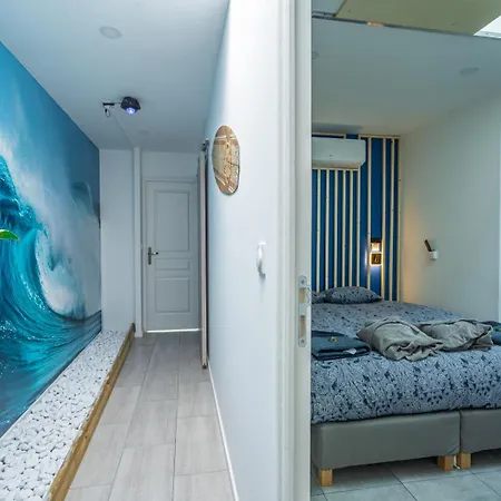 Daire Capsule Ocean 2 Chambres- Billard - Jacuzzi - Netflix