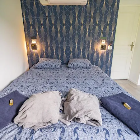 Capsule Océan 2 Chambres- Billard - Jacuzzi - Netflix