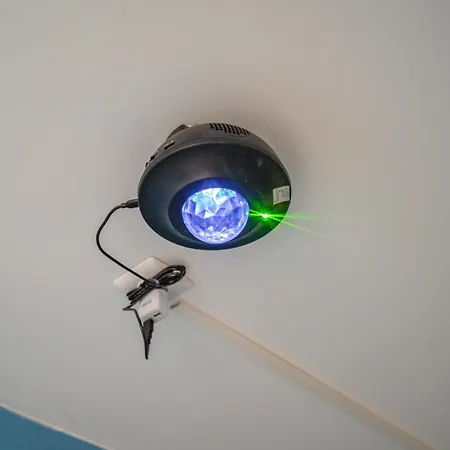 Appartement Capsule Océan 2 Chambres- Billard - Jacuzzi - Netflix *