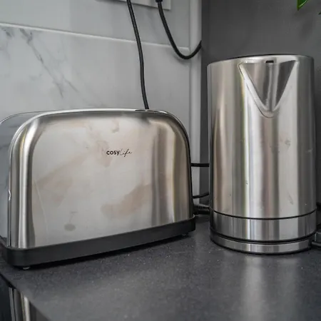 Appartement Capsule Océan 2 Chambres- Billard - Jacuzzi - Netflix Valenciennes