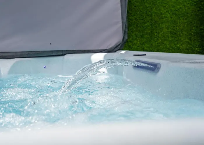 Appartement Capsule Océan 2 Chambres- Billard - Jacuzzi - Netflix