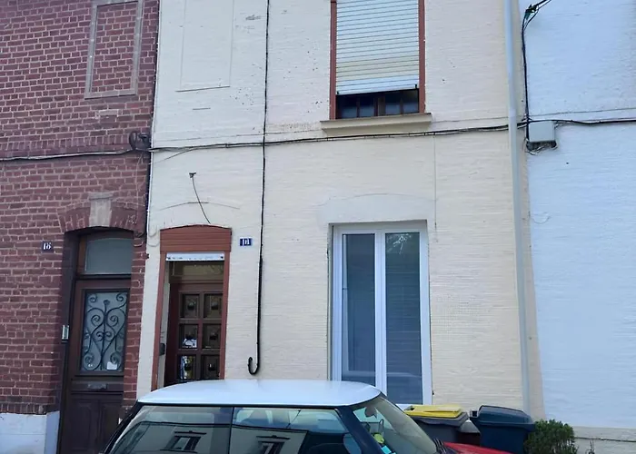 Capsule Ocean 2 Chambres- Billard - Jacuzzi - Netflix Valenciennes